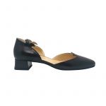 Black leather low heel pumps hand made in Italy, women's model by Fragiacomo