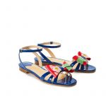 Blue patent leather flat sandals with ankle strap and multicolor bow, SS19 collection by Fragiacomo, side view