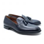 Dark blue leather tassel loafers with leather sole, hand made in Italy, elegant men's by Fragiacomo
