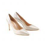 Iconic pumps is gold burma leather with 85mm stiletto heel