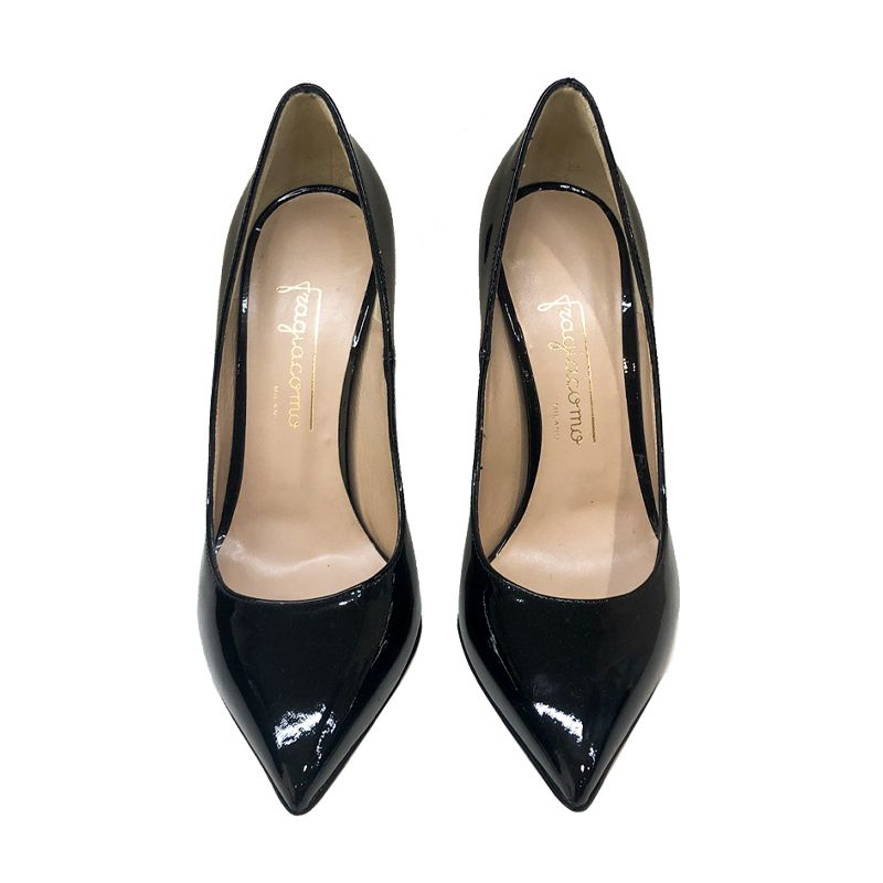 Black patent pumps, hand made in Italy, elegant womas's by Fragiacomo