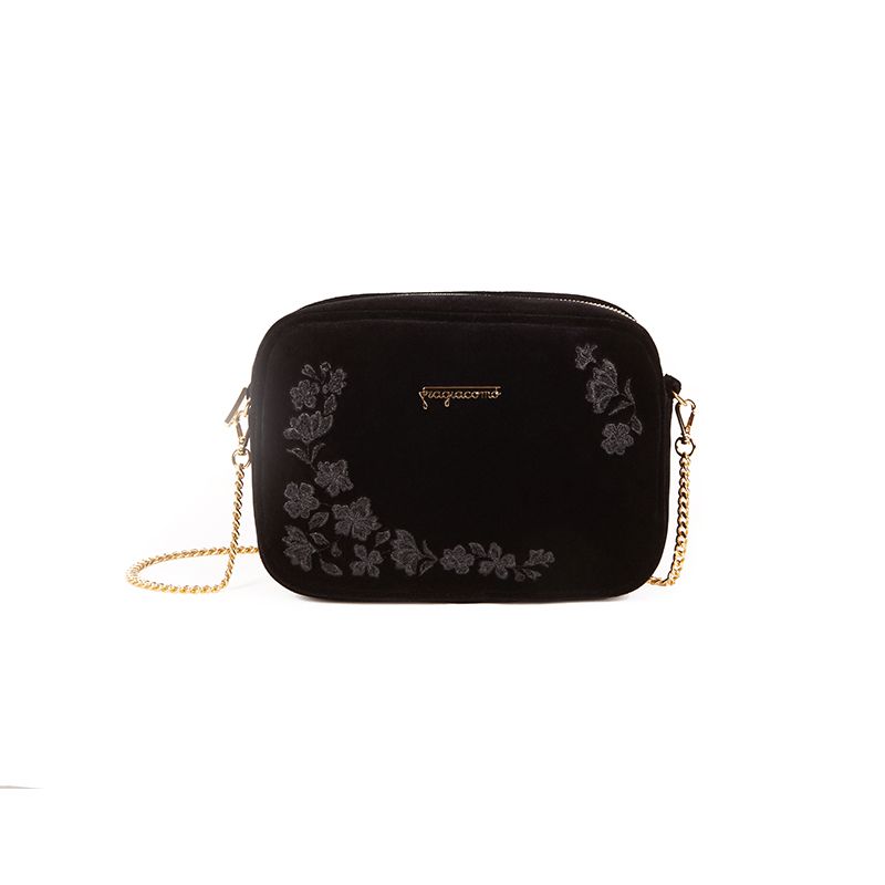 Camera bag in black velvet with floral embroidery and gold accessories woman