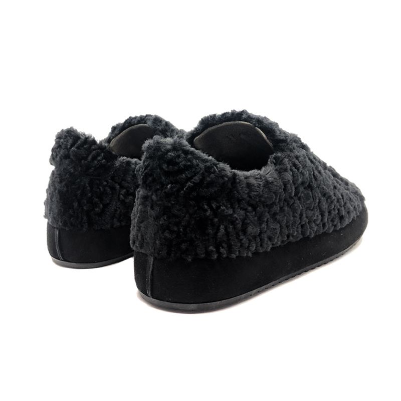 Sneakers in astrakan nero fatte a mano in Italia, modello da donna by Fragiacomo
