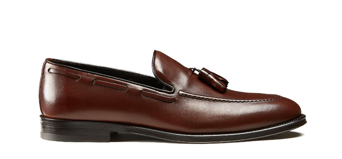 Light brown calfskin tassel loafers, hand made in Italy, elegant men's by Fragiacomo